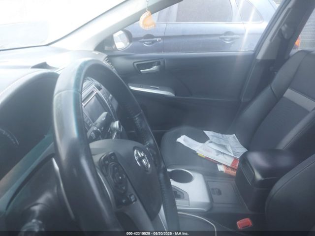 4T1BF1FK0EU762181 Toyota CAMRY SE