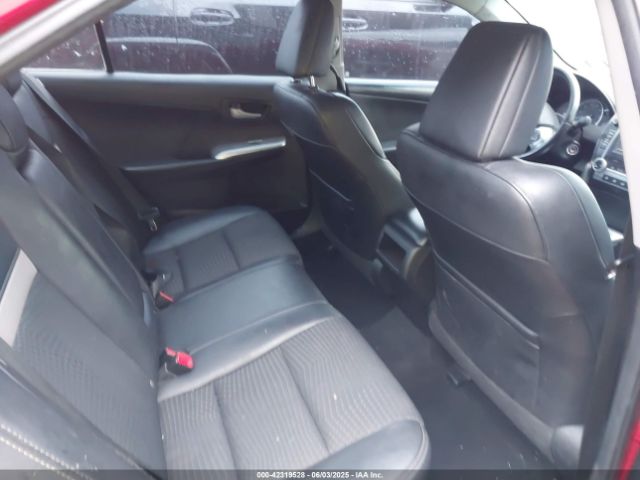 4T1BF1FK0EU762181 Toyota CAMRY SE