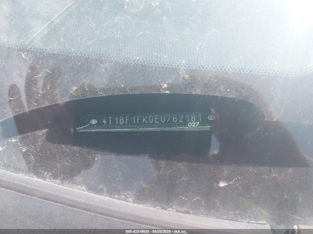 4T1BF1FK0EU762181 Toyota CAMRY SE