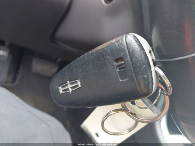 2LMDJ8JK9FBL33723 Lincoln MKX