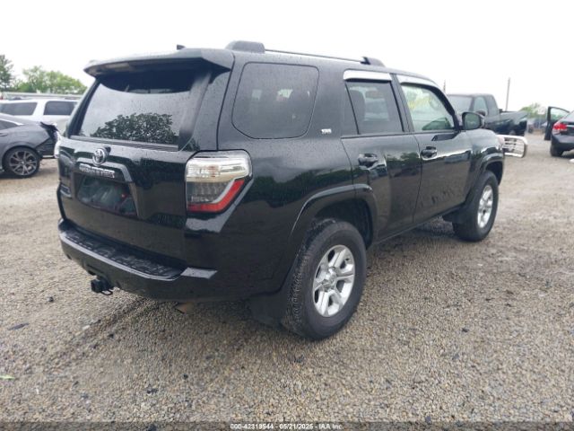 2023 TOYOTA 4RUNNER JTEMU5JR1P6159399 Photo 3