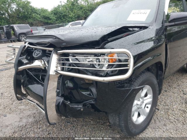 2023 TOYOTA 4RUNNER JTEMU5JR1P6159399 Photo 5