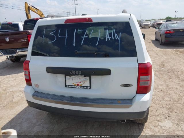 1C4NJPBA2HD134174 Jeep Patriot Sport Se Fwd