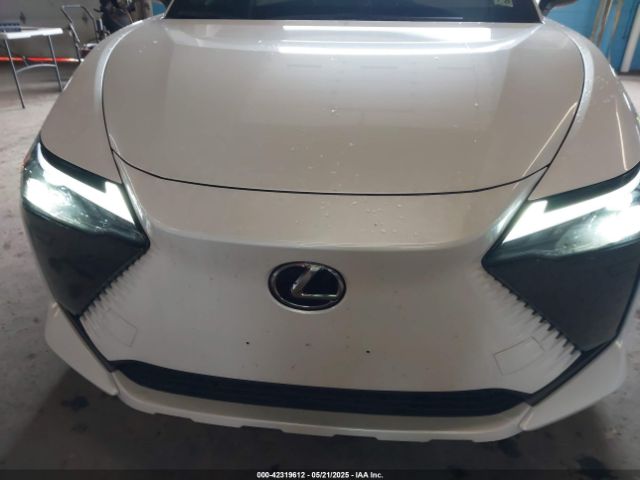 2024 LEXUS RZ 450E JTJAAAAB8RA023733 Photo 5