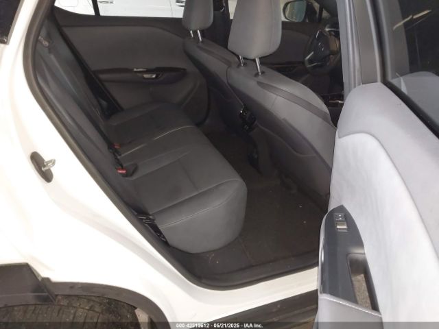 2024 LEXUS RZ 450E JTJAAAAB8RA023733 Photo 7
