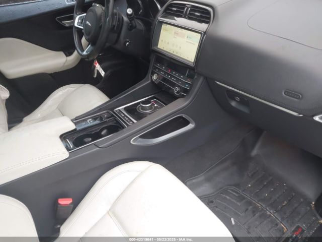 2020 JAGUAR F-PACE SADCK2GX9LA633699 Photo 4