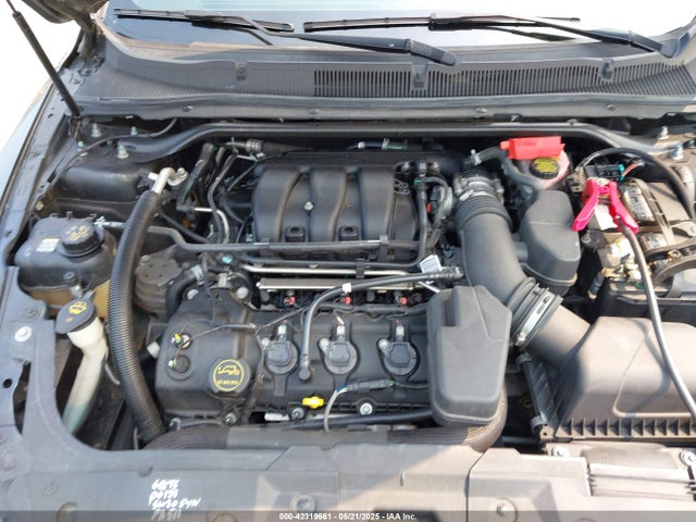 1FAHP2F8XJG129966 Ford Taurus Limited