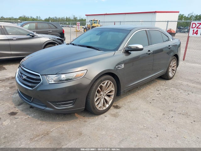 1FAHP2F8XJG129966 Ford Taurus Limited