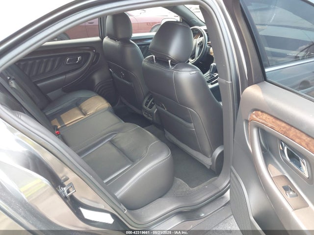 1FAHP2F8XJG129966 Ford Taurus Limited
