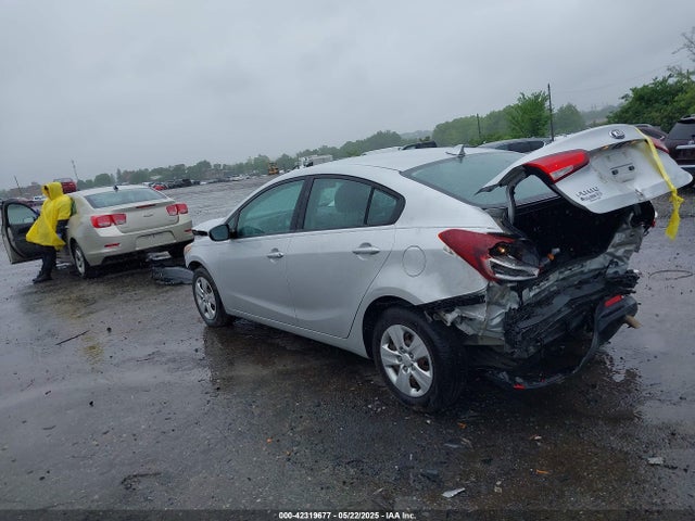 3KPFK4A76JE227807 KIA FORTE LX