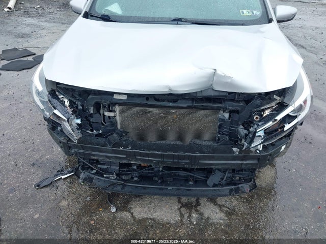 3KPFK4A76JE227807 KIA FORTE LX