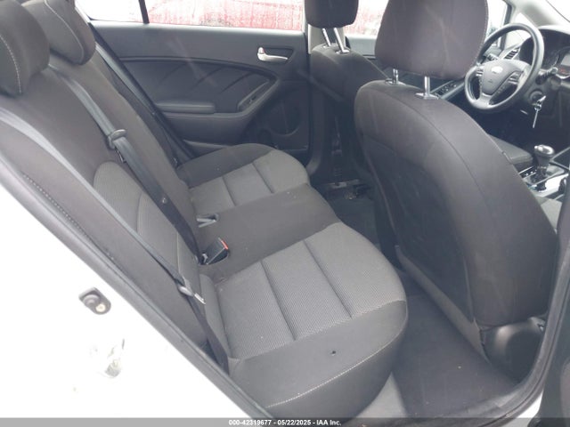 3KPFK4A76JE227807 KIA FORTE LX