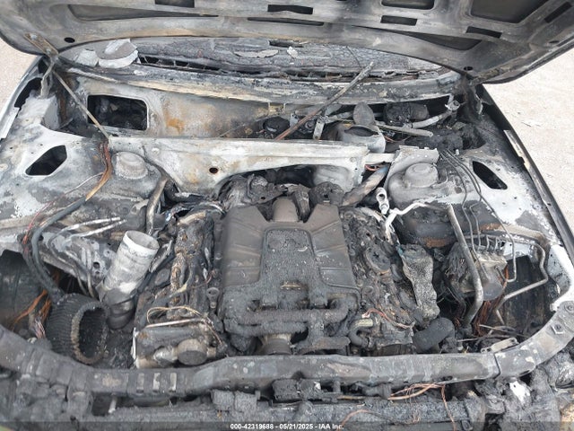 2014 AUDI S4 WAUBGAFL8EA029109 Photo 9