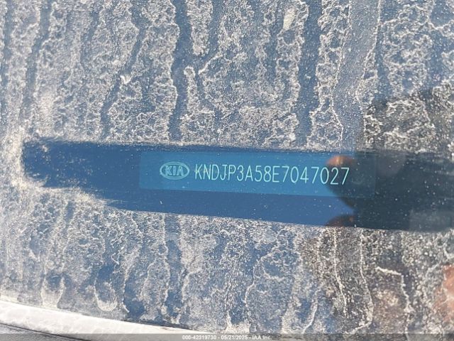KNDJP3A58E7047027 KIA SOUL +