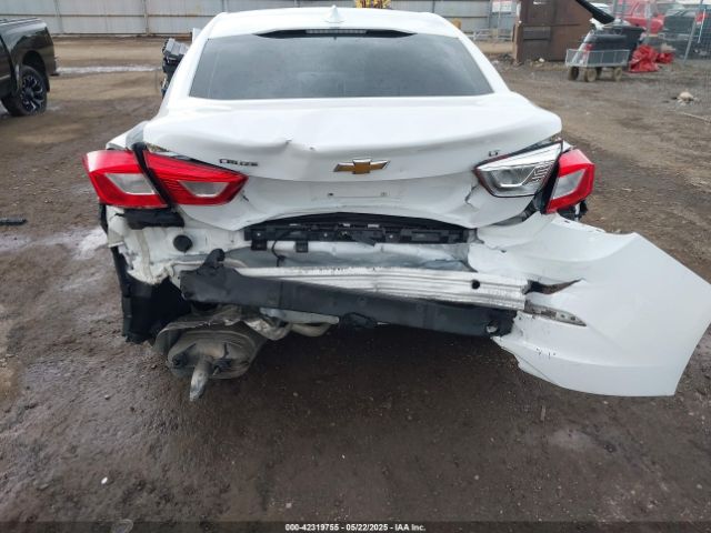 1G1BE5SM0J7144432 Chevrolet Cruze Lt Auto