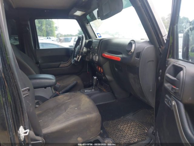 1C4BJWDG3FL659391 Jeep Wrangler Unlimited Sport