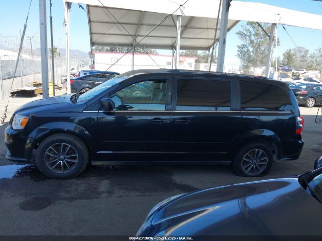2C4RDGCG7HR581026 Dodge Grand Caravan Sxt