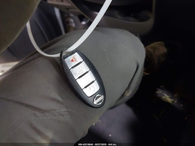 5N1AR2MM7GC651472 Nissan Pathfinder Sv