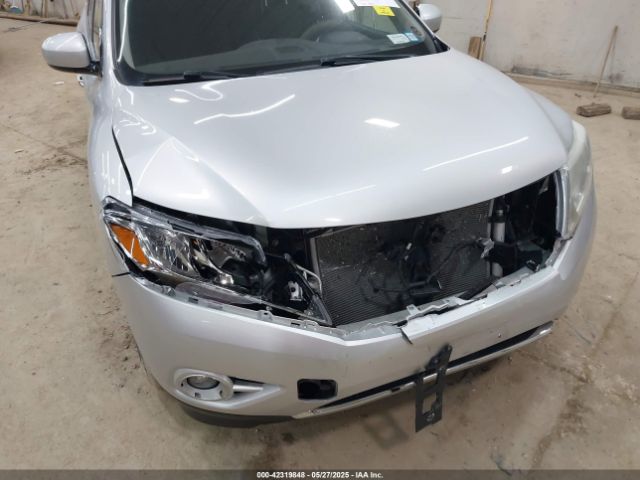 5N1AR2MM7GC651472 Nissan Pathfinder Sv