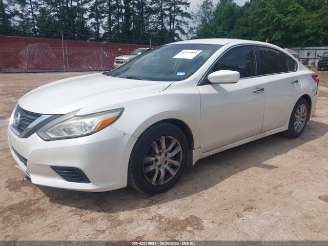 1N4AL3AP0HN320092 Nissan Altima 2.5 S