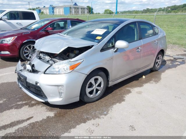 JTDKN3DU7E1747296 Toyota Prius Three