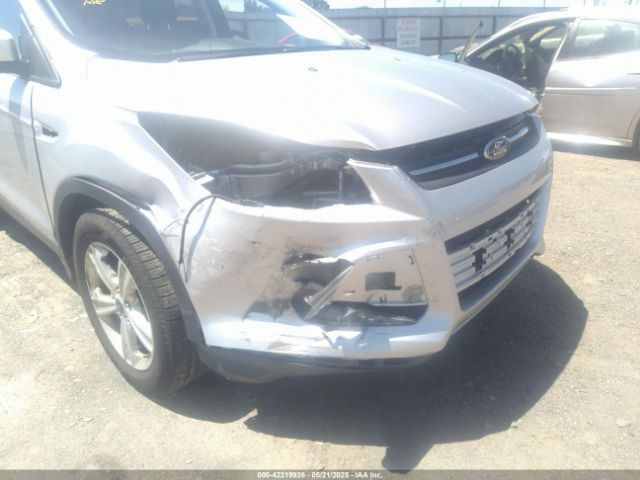 1FMCU0G94FUB41849 Ford ESCAPE SE