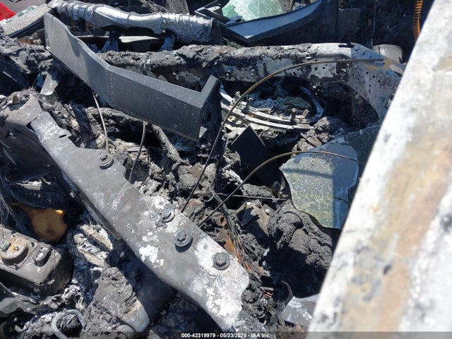 2024 TESLA CYBERTRUCK 7G2CEHED1RA031677 Photo 8