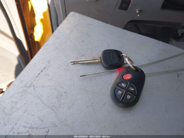 2012 TOYOTA SIENNA 5TDKK3DC6CS204473 Photo 10