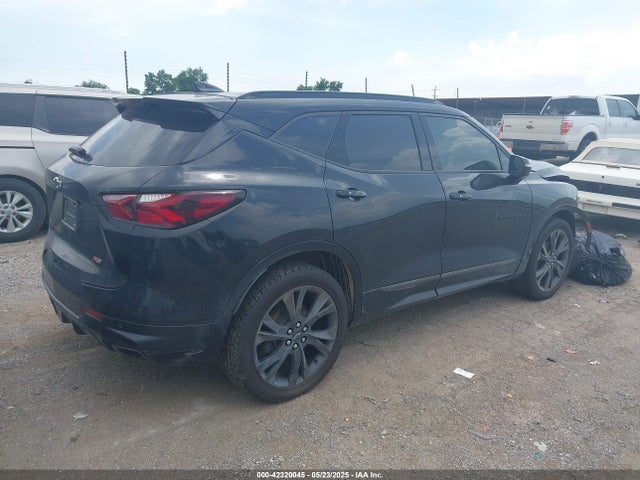 Chevrolet lgx 2021 3GNKBERS6MS583636 Image 4