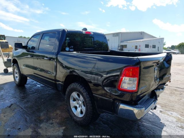 2020 RAM 1500 1C6RRFFG8LN120583 Photo 2