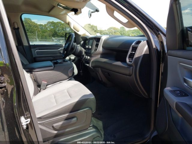 2020 RAM 1500 1C6RRFFG8LN120583 Photo 4