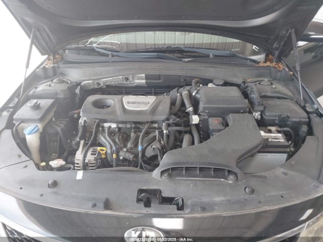 5XXGT4L11GG067068 KIA Optima
