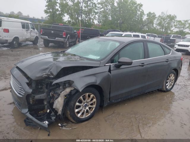 1FA6P0G71F5129553 Ford FUSION S