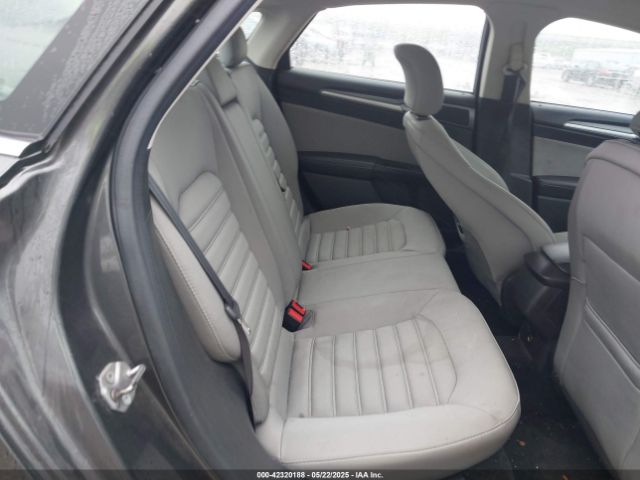 1FA6P0G71F5129553 Ford FUSION S