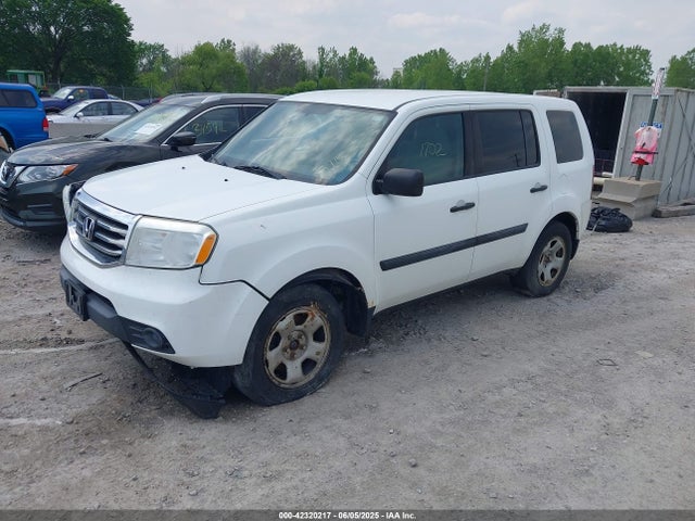 Honda PILOT LX 2014 5FNYF4H27EB025811 Image 2
