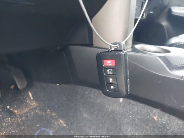 2T3DFREV5EW198005 Toyota Rav4 Limited