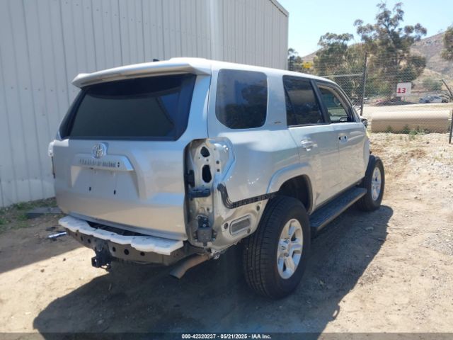 2023 TOYOTA 4RUNNER JTEMU5JR1P6089760 Photo 3