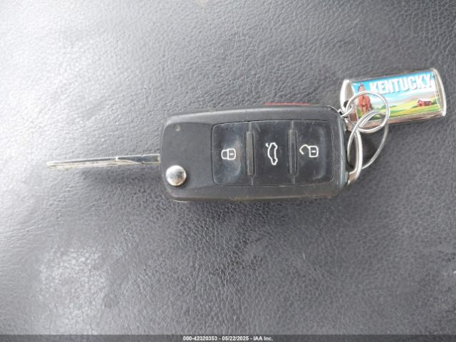 2015 VOLKSWAGEN PASSAT 1VWBT7A3XFC066237 Photo 10