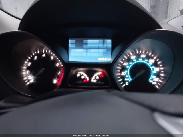 1FMCU9G9XFUB94947 Ford 2015