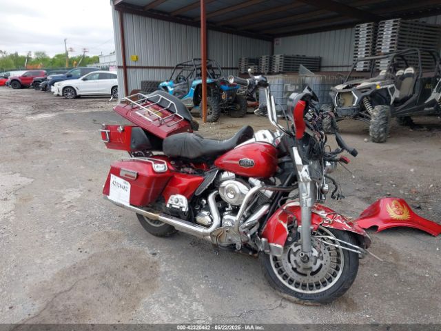 2012 HARLEY-DAVIDSON FLHTCU 1HD1FCM14CB608571