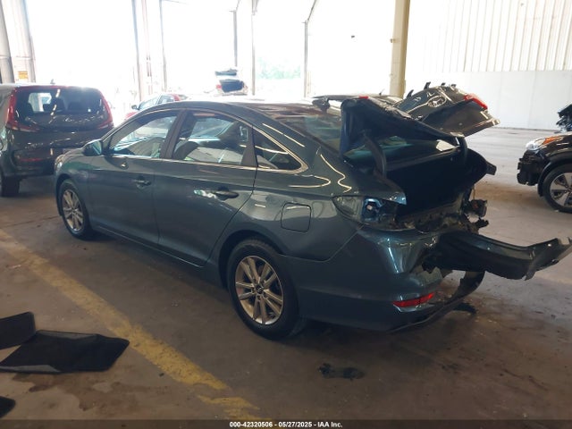 5NPE24AFXHH443443 Hyundai 2017
