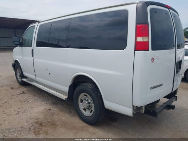 2013 CHEVROLET EXPRESS 3500 1GAZGYFG0D1117737 Photo 2