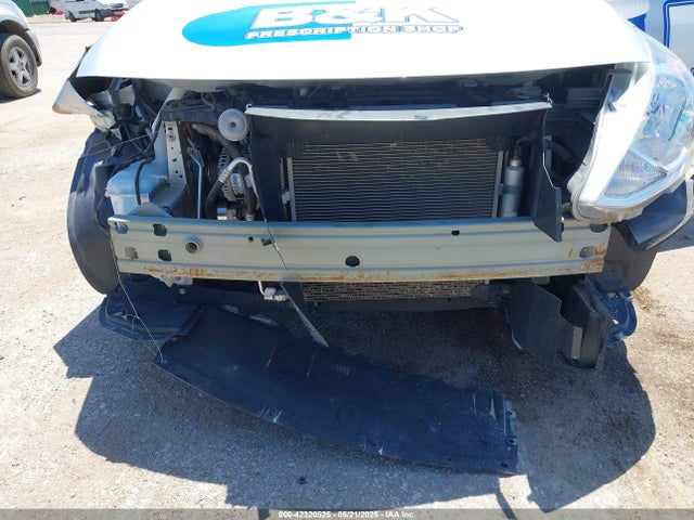 3N1CN7AP5JL837983 Nissan 2018