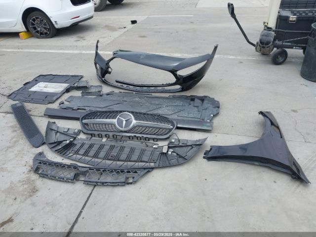 W1K3G4EB8MJ281447 Mercedes-Benz m260