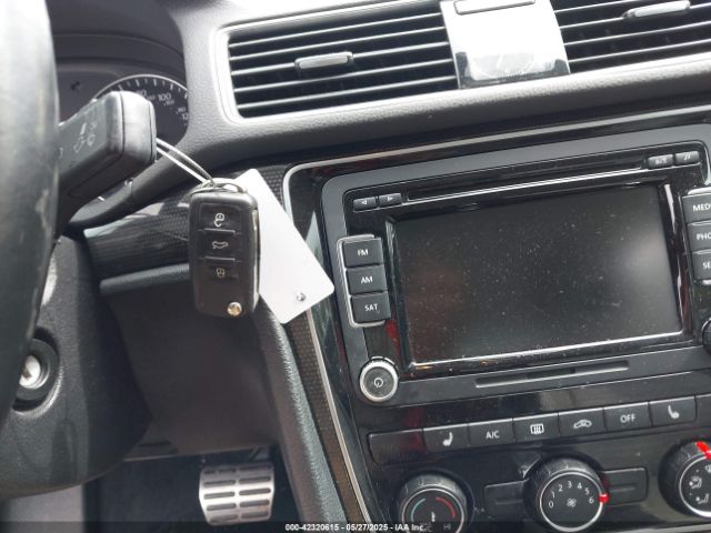 2015 VOLKSWAGEN PASSAT 1VWBS7A39FC075966 Photo 10