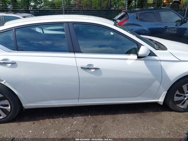 1N4BL4BV4PN422923 Nissan Altima S Fwd