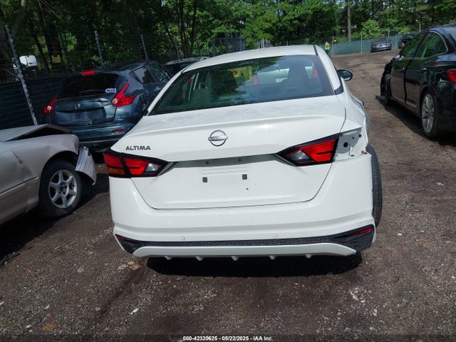 1N4BL4BV4PN422923 Nissan Altima S Fwd