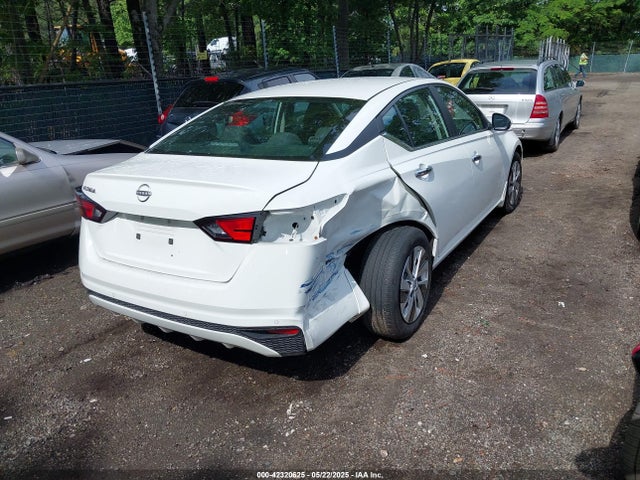 1N4BL4BV4PN422923 Nissan Altima S Fwd