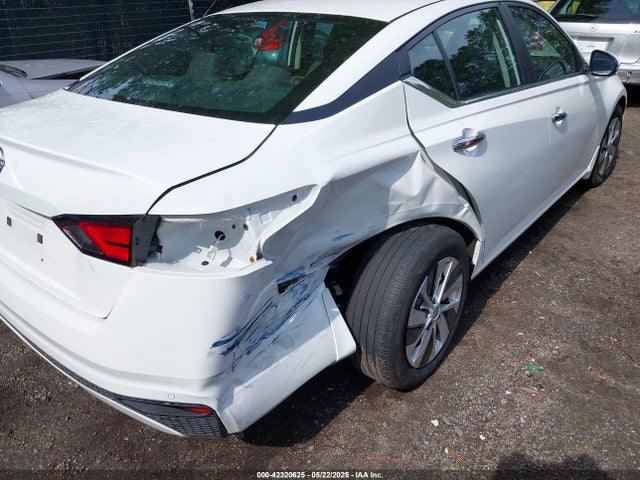 1N4BL4BV4PN422923 Nissan Altima S Fwd