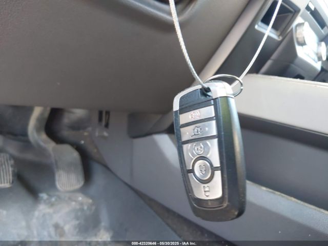 1FMJU2AT1JEA23008 Ford Expedition Limited